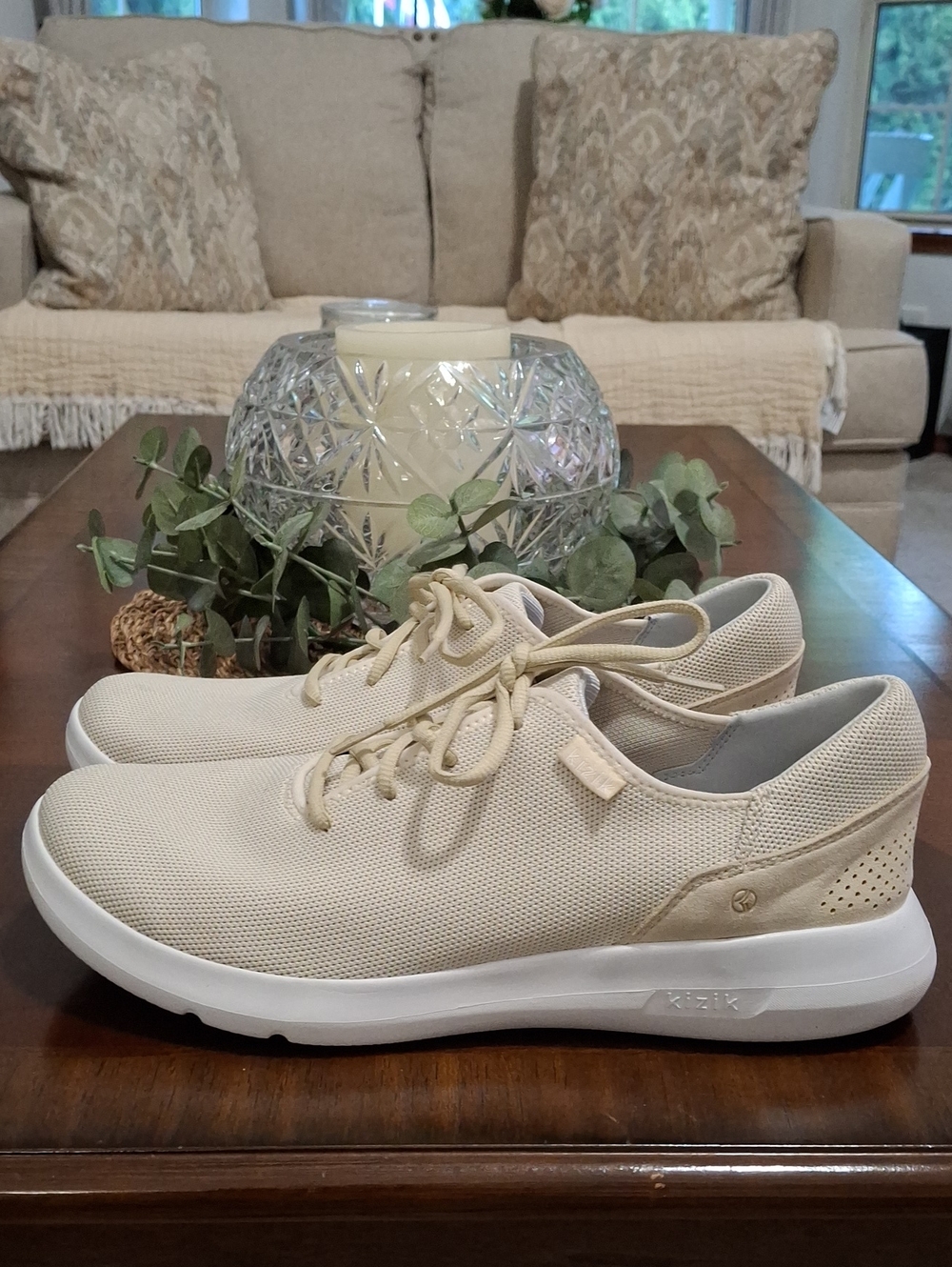 KIZIK Madrid Tan Hands Free Slip-On Sneakers Mens Size 12/ Womens Size 13.5 EUC